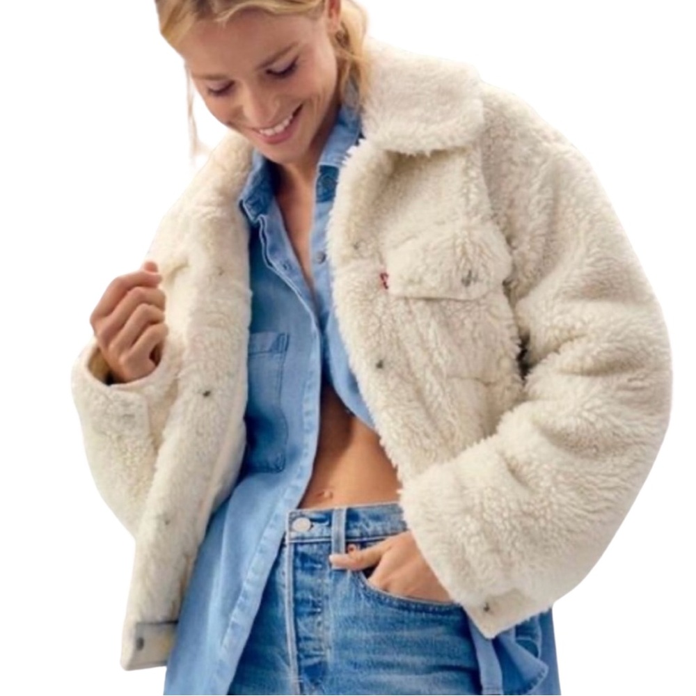 Levi’s Women’s Sherpa Fleece Trucker Jacket Cropped M Cream Coconut Snap Front